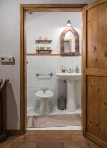 Kúpeľňa v ubytovaní Casa Roma + 22 fotografií
