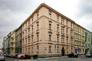 Budova, v ktorej sa apartmán nachádza