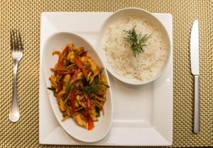 Essen im Hotel oder in der Nähe