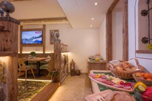 Jedlo v ubytovaní bed & breakfast alebo blízkom okolí