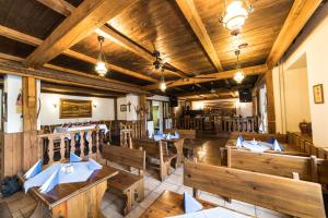 Restaurace v ubytování Valašský Hotel a Pivní lázně OGAR