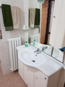 Koupelna v ubytování B&B Via Roma