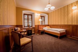 Postel nebo postele na pokoji v ubytování Hotel Octarna - Free parking + 37 fotografií