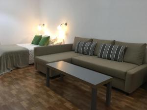 Posedenie v ubytovaní Estudios Ciudad Jardín