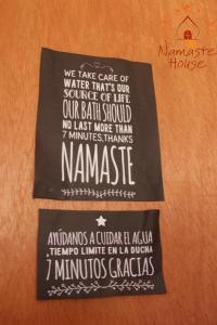 Certifikát, hodnocení, plakát nebo jiný dokument vystavený v ubytování Namaste House