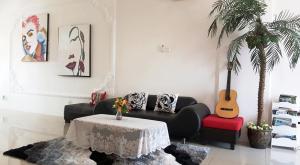 Posezení v ubytování Mahkota Cheras Sweet Condo 1-14 pax near MRT to KL