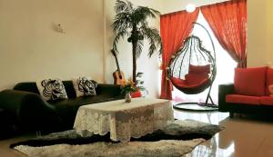 Posezení v ubytování Mahkota Cheras Sweet Condo 1-14 pax near MRT to KL