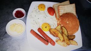 Jídlo v penzionu – hostince nebo okolí