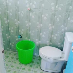 Koupelna v ubytování Fajar Home Stay Batukaras