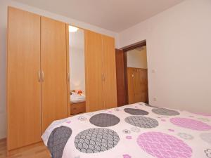 Postel nebo postele na pokoji v ubytování House Snjezana 1379