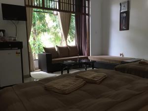 Gallery image of West Dene in Negombo