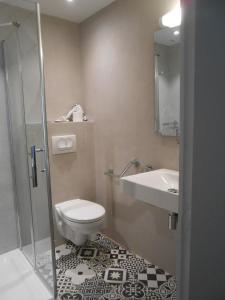 Koupelna v ubytování Régina Boutique Hotel