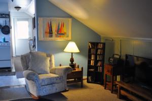 Istumisnurk majutusasutuses Otter Creek Inn +25 fotot