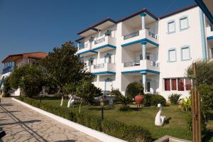 Gallery image of Hotel Anna in Ammoudia