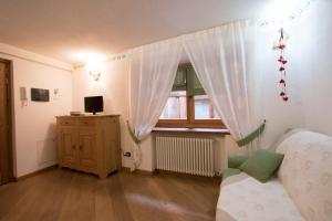 Μια τηλεόραση ή/και κέντρο ψυχαγωγίας στο Maison De Meuny