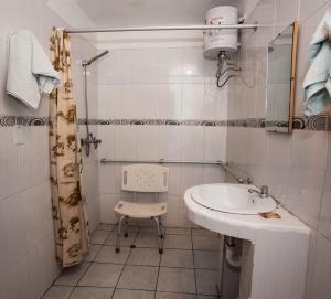 Hostal Iquique tesisinde bir banyo