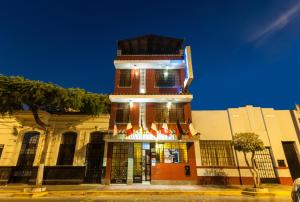 O edifício em que o hotel se localiza