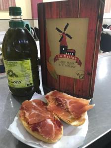Comida en o cerca de este hostal o pensión