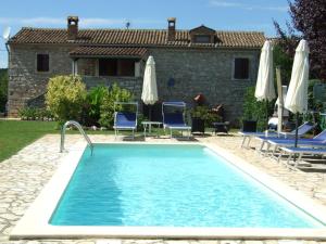 The swimming pool at or close to Villa Elda
