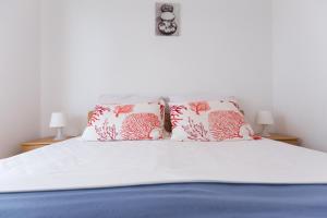 Posteľ alebo postele v izbe v ubytovaní Holiday House Natasa