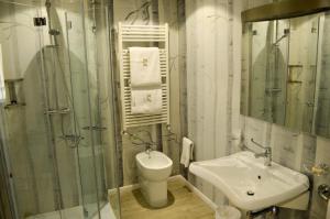 Koupelna v ubytování Hotel Moderno