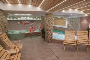 Imagen de la galería de Hotel Muresul Health Spa, en Sovata