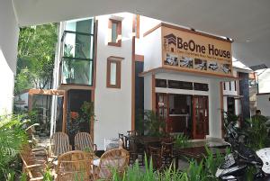 Afbeelding uit fotogalerij van BeOne House Jogja in Yogyakarta