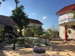 Gallery image of Petit Hotel Blanc Fleur in Nakafurano