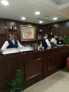 Členové personálu v ubytování Hotel Apollonia + 37 fotografií
