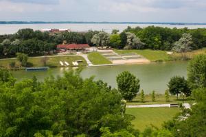 Letecký snímek ubytování Hotel Kormorán