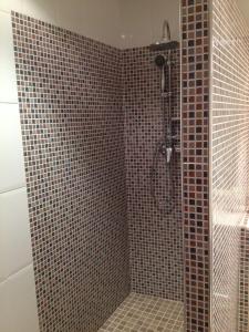 A bathroom at El Colorín