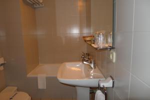 Kúpeľňa v ubytovaní Aero Hotel Cerdanya Ca L'eudald