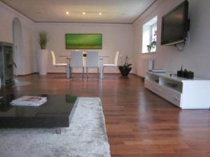 TV a/nebo společenská místnost v ubytování Appartement Bergblick II - MODERN LIVING