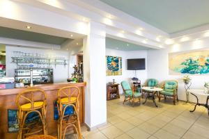 Lounge atau bar di Poseidon Hotel