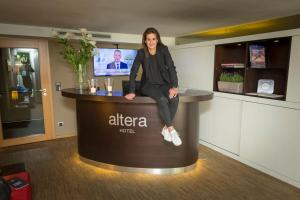 Lobbyn eller receptionsområdet på Altera Hotel