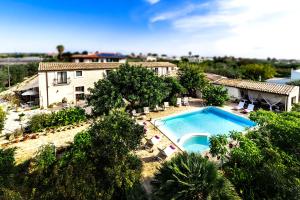 an aerial view of a house with a swimming pool at Villa U Marchisi B&B in Scicli