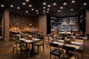 Restaurant o iba pang lugar na makakainan sa Mondrian Doha