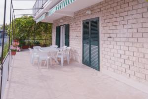 Balkón nebo terasa v ubytování Apartmani Galija