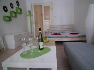 Nápoje v ubytování Apartment in the centre + 10 fotografií