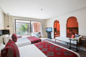 TV a/nebo společenská místnost v ubytování Marrakesh Hua Hin Resort & Spa