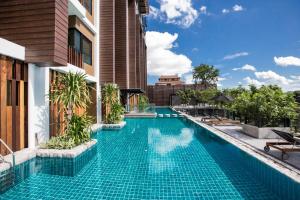 Natee The Riverfront Hotel Kanchanaburi