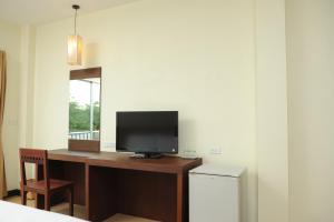 TV a/nebo společenská místnost v ubytování Mawin Hotel