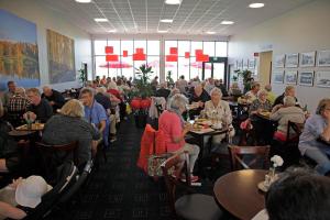 Restoran või mõni muu söögikoht majutusasutuses Rasta Värnamo