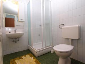 Kúpeľňa v ubytovaní Apartments Zorka 1421