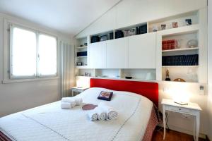 A bed or beds in a room at B&B al 19