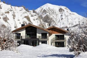 Splošen pogled na gorovje oz. razgled na gore, ki ga ponuja apartma + 37 fotografij