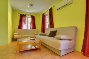 Istumisnurk majutusasutuses Apartments Puntica