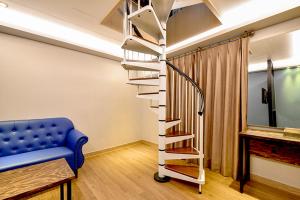 TV a/nebo společenská místnost v ubytování Ulsan Hotel 109