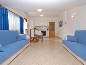 Kuchyň nebo kuchyňský kout v ubytování Apartments Milan 1048