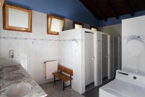 Un baño de Camping & Bungalows Ligüerre de Cinca